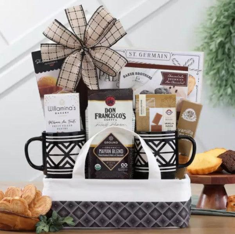coffee-lover-gift-basket