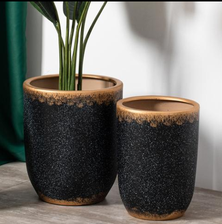minimalist-ceramic-planter-pot